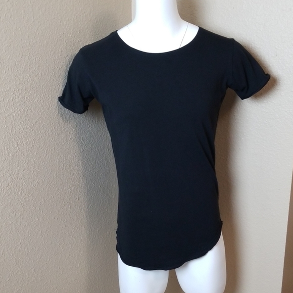 Alphalete Other - Alphalete Black Men's Scoop Neck Scallop Hem Tee